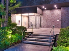 【東京都/新宿区大久保】スカイフォレストレジデンス エントランス