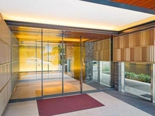 【東京都/新宿区原町】プラウド新宿牛込柳町 エントランス