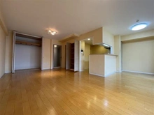 【東京都/武蔵野市緑町】武蔵野ガレリアヴェルデテラッツァ 洋室