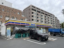 【東京都/武蔵野市緑町】武蔵野ガレリアヴェルデテラッツァ ミニストップ武蔵野緑町店（現地より約440m）