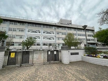 【東京都/武蔵野市緑町】武蔵野ガレリアルーチェテラッツァ 武蔵野市立第四中学校（現地より約1,229m）