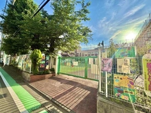 【東京都/新宿区市谷柳町】パークハウス市谷柳町 新宿区立市谷小学校（現地より約280m）