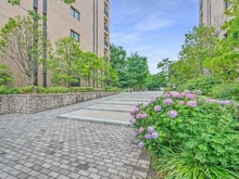【東京都/武蔵野市中町】プラウドシティ武蔵野三鷹 フロントコート 共用部