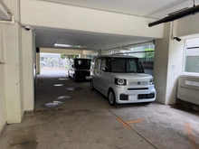 【東京都/武蔵野市境南町】プレジデント武蔵野 駐車場：有償