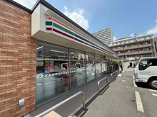 【東京都/武蔵野市境南町】プレジデント武蔵野 セブンイレブン武蔵境駅南店（現地より約220m）