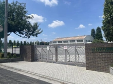 【東京都/三鷹市上連雀】コージーコート三鷹 三鷹市立第四中学校（現地より約700m）