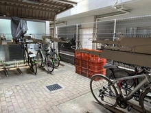 【東京都/三鷹市下連雀】ピアレージュ三鷹 駐輪場