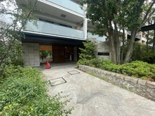 【東京都/武蔵野市中町】プラウドシティ武蔵野三鷹 グリーンコート エントランス