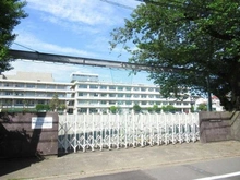 【東京都/武蔵野市中町】プラウドシティ武蔵野三鷹 グリーンコート  武蔵野市立第一中学校（現地より約220m）