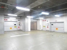 【東京都/武蔵野市中町】武蔵野タワーズ スカイクロスタワー 駐車場