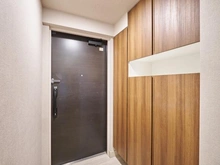 【東京都/国分寺市東恋ヶ窪】ザ・パークハウス国分寺四季の森II 玄関