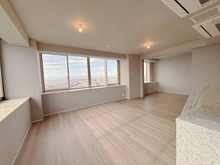 【東京都/武蔵野市中町】武蔵野タワーズ スカイクロスタワー LDK：奥：洋室