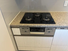 【大阪府/大阪市北区中津】ザ・パークハウス大阪梅田タワー キッチン：三口コンロ