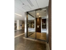 【大阪府/大阪市西区江之子島】阿波座ライズタワーズフラッグ46 エントランス：駐車場側