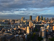 【大阪府/大阪市福島区吉野】大阪ウエストゲートタワー 眺望：バルコニーから：梅田エリアの高層ビル群を望みます。