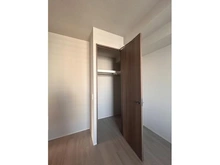 【大阪府/大阪市中央区安土町】クレヴィアタワー御堂筋本町 洋室：リビング横洋室のウォークインクローゼット