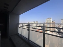 【大阪府/大阪市中央区安土町】クレヴィアタワー御堂筋本町 バルコニー：御堂筋方面の眺望