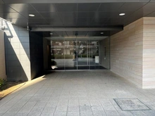 【大阪府/大阪市北区長柄東】ours(アワーズ) エントランス