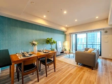 【大阪府/大阪市中央区久太郎町】プレサンスレジェンド堺筋本町タワー リビング・ダイニング：※家具調度品等は販売価格に含まれません。