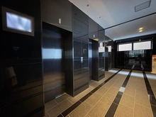 【大阪府/大阪市中央区久太郎町】プレサンスレジェンド堺筋本町タワー エレベーターホール