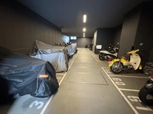 【大阪府/大阪市中央区久太郎町】プレサンスレジェンド堺筋本町タワー バイク置場