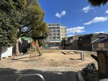 【兵庫県/神戸市中央区熊内町】熊内スカイハイツ 上筒井公園（現地より約80m）