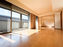 【大阪府/池田市満寿美町】グランドメゾン池田満寿美町 リビング・ダイニング：※家具・什器は価格に含まれません