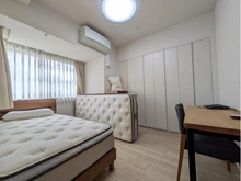 【兵庫県/神戸市中央区八幡通】ザ・パークハウス神戸三宮 洋室：壁側は収納になっております。家具調度品は価格に含まれません