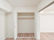 【大阪府/大阪市中央区神崎町】ジオ南大江公園 洋室