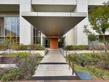 【大阪府/大阪市西区南堀江】ジオタワー南堀江 アプローチ