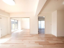 【大阪府/大阪市淀川区新高】新高レックスマンション リビング・ダイニング：（奥）洋室