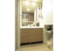 【大阪府/豊中市東泉丘】ウエリス豊中桃山台 洗面室