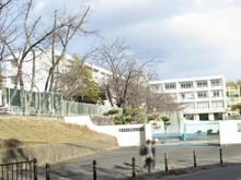 【大阪府/豊中市東泉丘】ウエリス豊中桃山台 豊中市立東泉丘小学校（現地より約500m）