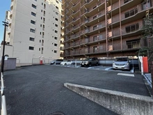 【大阪府/大阪市北区中崎西】レック北梅田 駐車場