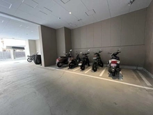 【大阪府/大阪市中央区内久宝寺町】グランドメゾン上町台レジデンスタワー バイク置場