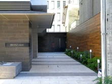 【大阪府/大阪市中央区久太郎町】ブランズ大阪本町 エントランス