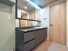 【大阪府/大阪市北区菅原町】ジーニス大阪 EAST 洗面所