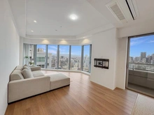 【大阪府/大阪市西区新町】大阪ひびきの街ザサンクタスタワー リビング・ダイニング：※家具調度品は価格に含まれません。