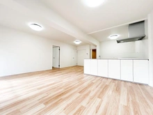 【大阪府/大阪市住之江区南港中】南港はなのまち住宅 37号棟 リビング・ダイニング