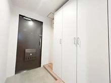 【大阪府/大阪市住之江区南港中】南港はなのまち住宅 37号棟 玄関