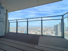 【大阪府/大阪市北区大深町】グラングリーン大阪　ザ・ノースレジデンス バルコニー