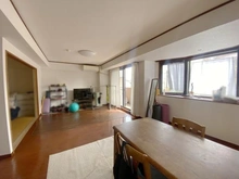 【兵庫県/西宮市上甲東園】アールヴェール上甲東園 リビング・ダイニング