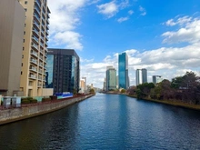 【大阪府/大阪市都島区片町】プラウド大阪城 寝屋川（現地より約200m）：京橋から撮影