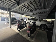 【京都府/京都市南区唐橋経田町】マークスゲート京都サウス 共用部：バイク置き場