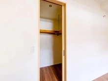 【大阪府/大阪市西区南堀江】エルザグレース堀江タワー 収納：ウォークインクローゼット