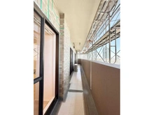 【大阪府/大阪市北区天神橋】キングマンション天神橋I バルコニー：大規模修繕工事中