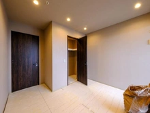 【大阪府/大阪市北区豊崎】ブランズタワー梅田North 洋室：リフォーム工事中