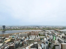 【大阪府/大阪市北区豊崎】ブランズタワー梅田North 眺望：スカイラウンジから
