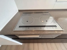 【大阪府/大阪市中央区高麗橋】プラウドタワー北浜 キッチン：IHクッキングヒーター