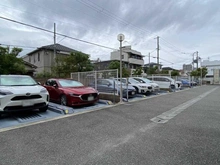 【兵庫県/西宮市中前田町】 ディークラディア西宮 駐車場